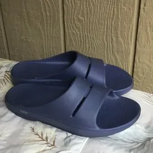 OOFOS | Shoes | Oofos Navy Recovery Slides Mens Sz 2 Mint  display picture 2